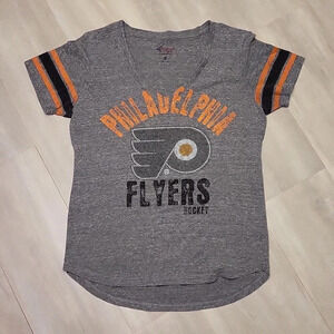 🛍4 Her Philadelphia Flyers Grey V Neck Rhinestone Short Sleeve Tee Womens M‎